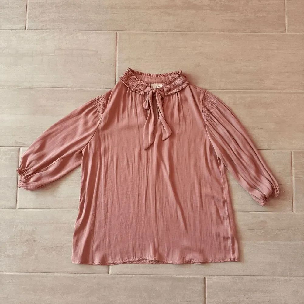 Joie Long Sleeve Satin Top Small Tie-Neck Elastic Cuffs Rose Blouse Lightweight